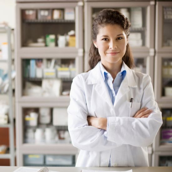 How to Become a Pharmacy Tech